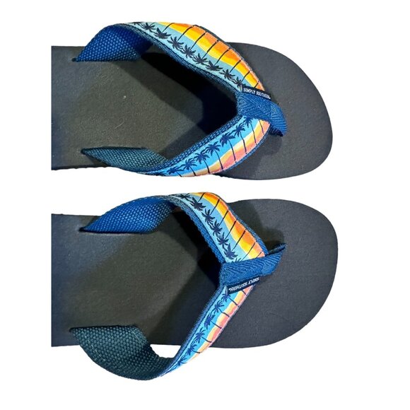 Simply Southern Womens Flip Flops Size S 5.5/6.5 Blue With Tropical Strap Design - Picture 4 of 6